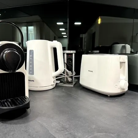 Carre D'or - 2p Cosy Avec Terrasse Et Veranda Daire Nice