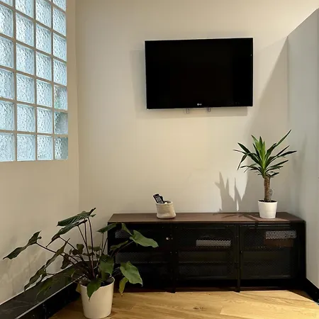 Carre D'or - 2p Cosy Avec Terrasse Et Veranda Daire *