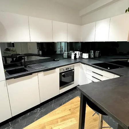 Carré D'or - 2p Cosy Avec Terrasse Et Véranda Niza