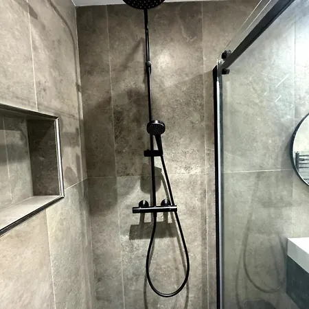 Carre D'or - 2p Cosy Avec Terrasse Et Veranda Apartman Nizza